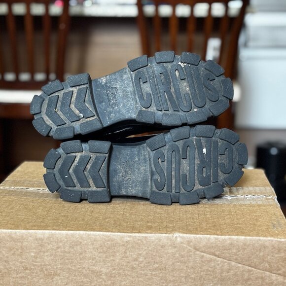 Circus Brand Combat Chelsea Boots - Faux Black Leather - Size 8 - Picture 4 of 5